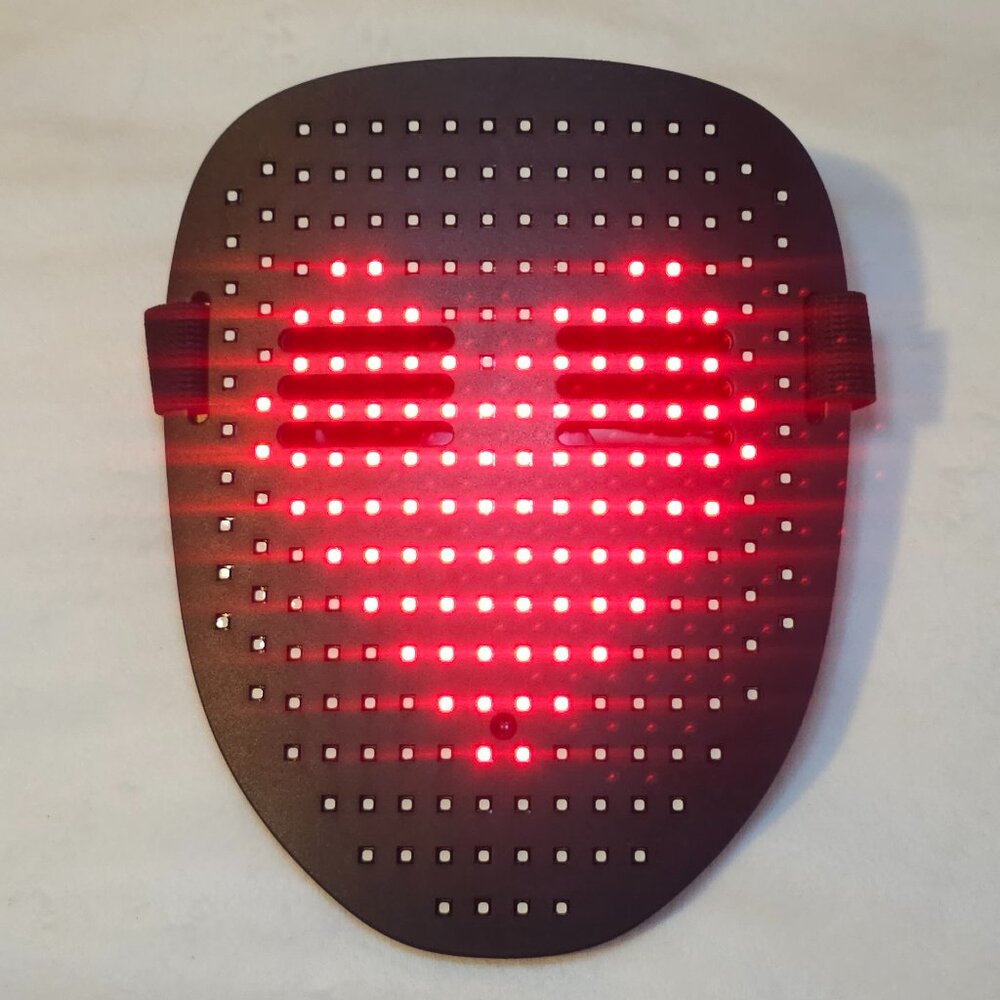 LED light-up face mask - Picture 11 of 11